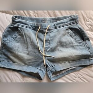 Signature by Levi Strauss Women's Denim Blue Shorts